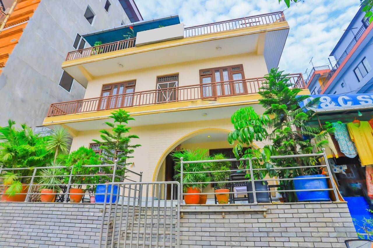 Hotel Alpine Villa Pokhara Eksteriør bilde
