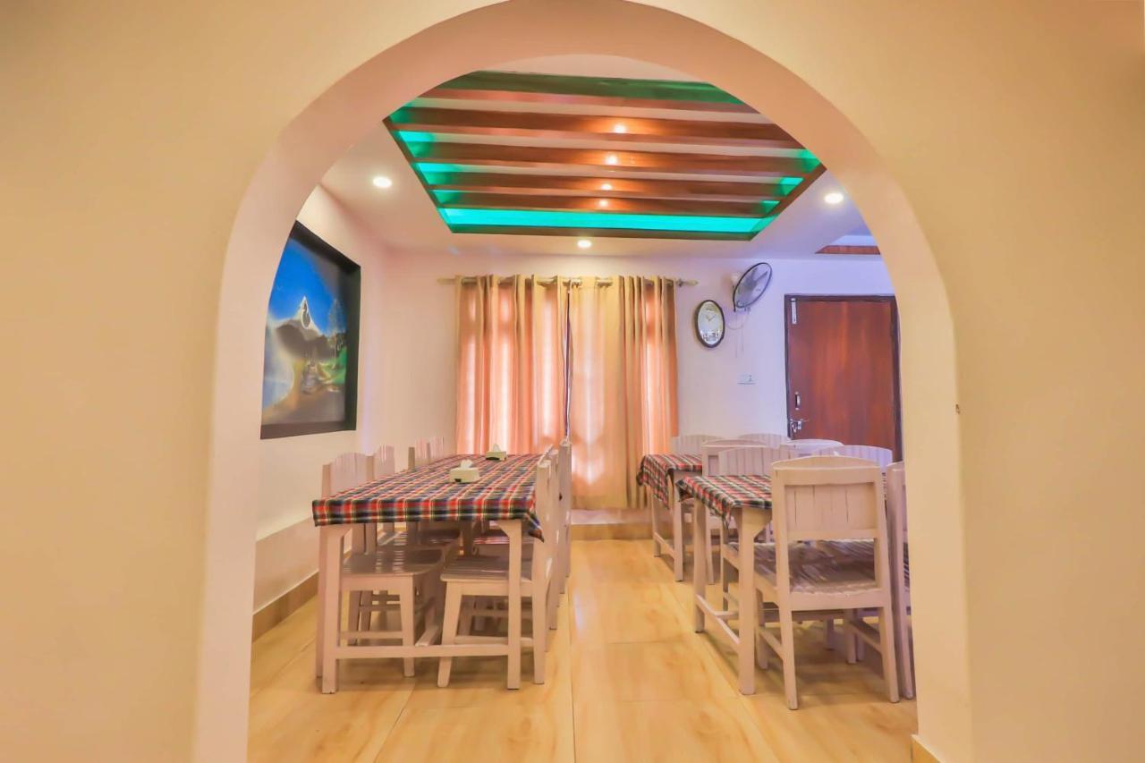 Hotel Alpine Villa Pokhara Eksteriør bilde